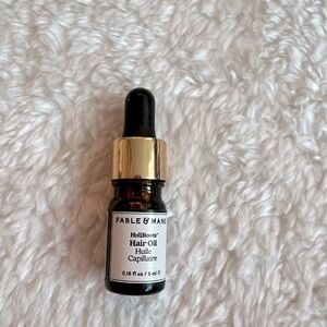 🌟 New Fable & Mane holiroot hair oil mini